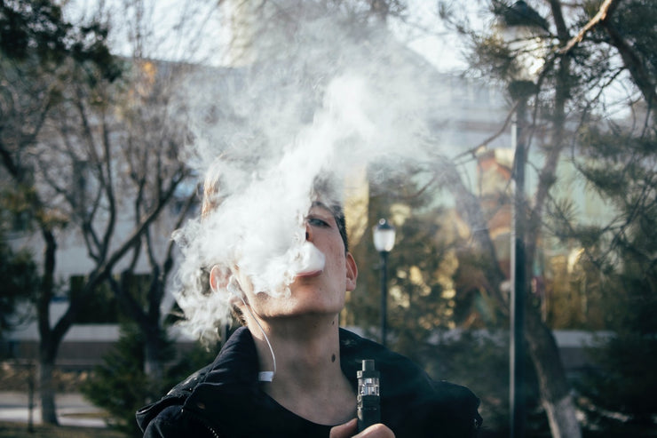 How Long Should You Wait Between Vapes?